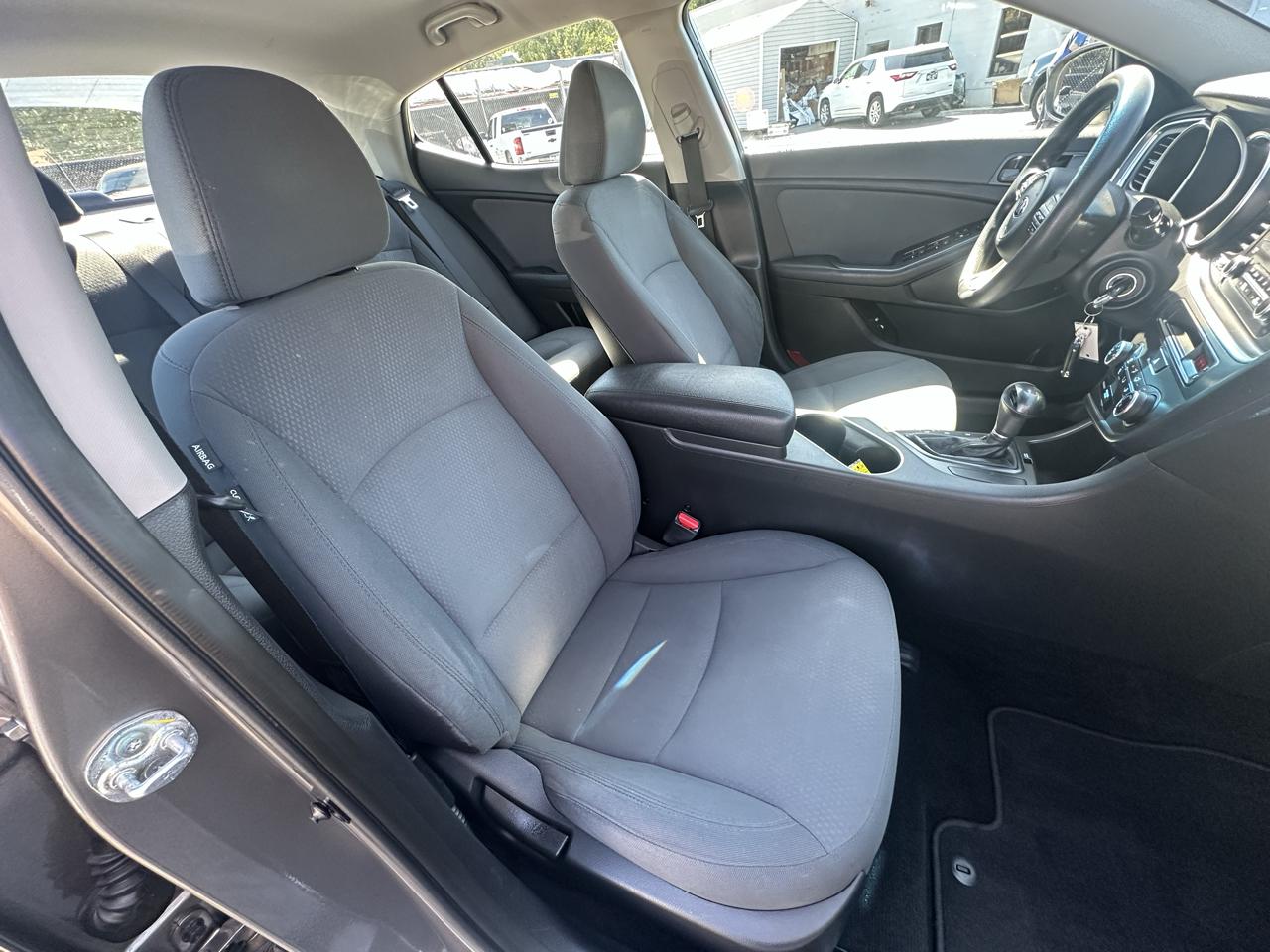 Kia Optima LX 2015