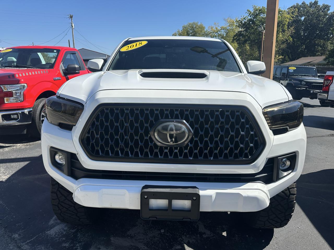 Toyota Tacoma SR5 Double Cab Long Bed V6 6AT 4WD 2019
