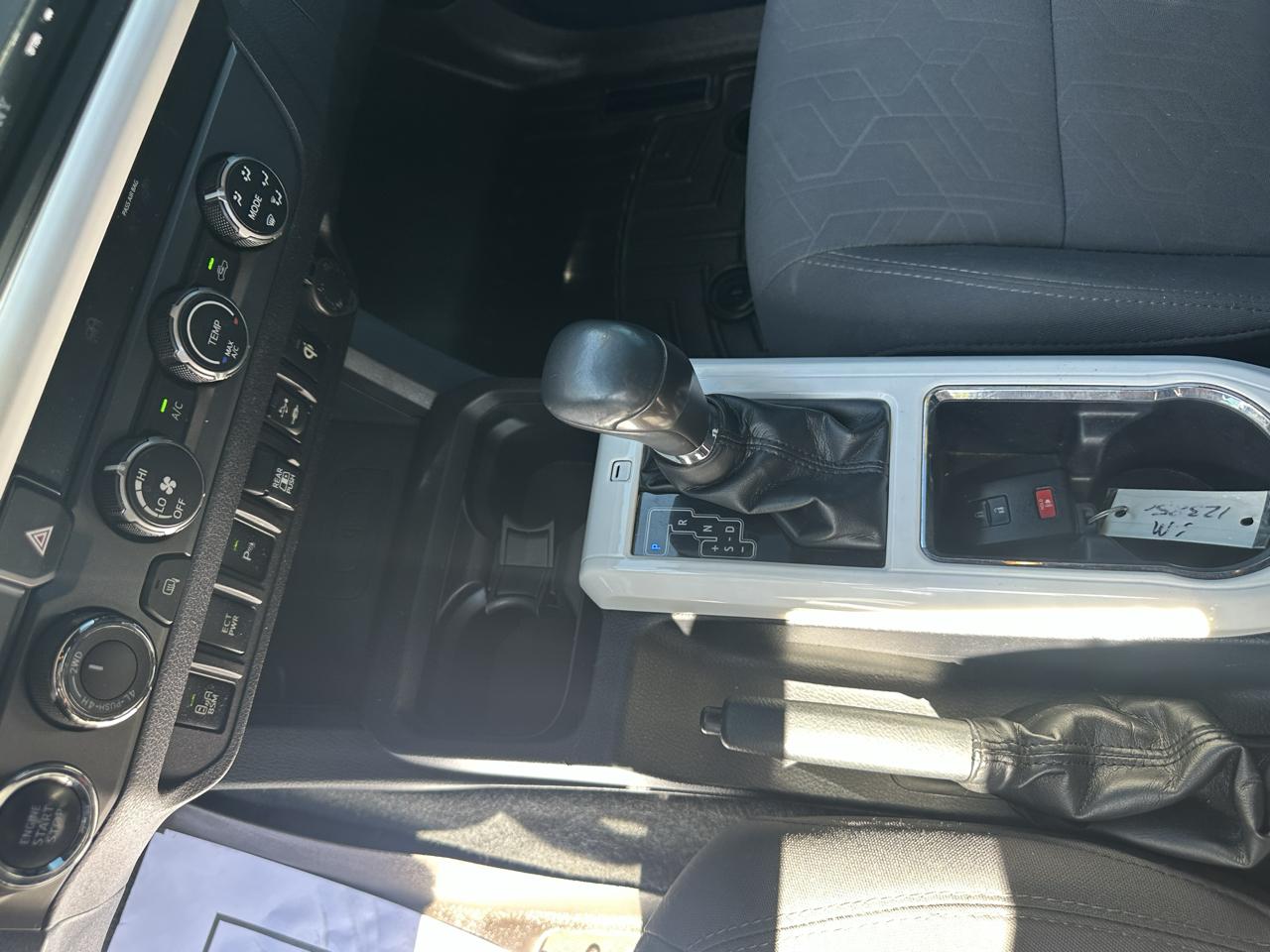 Toyota Tacoma SR5 Double Cab Long Bed V6 6AT 4WD 2019