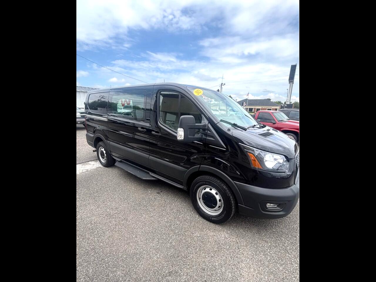 2023 Ford Transit 150 Van Low Roof w/Sliding Pass. 130-in. WB