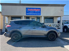 2018 Toyota RAV4  2018 Toyota RAV4