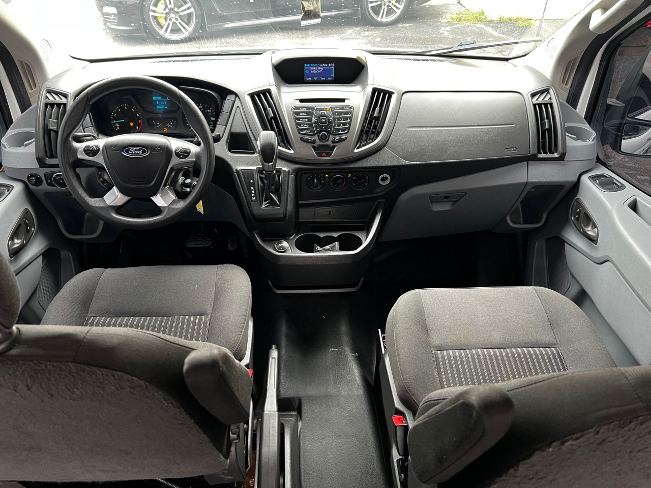 Ford Transit 250 Van Med. Roof w/Sliding Pass. 148-in. WB 2019