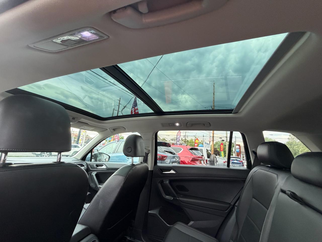 Volkswagen Tiguan 2.0T SEL 4MOTION 2018