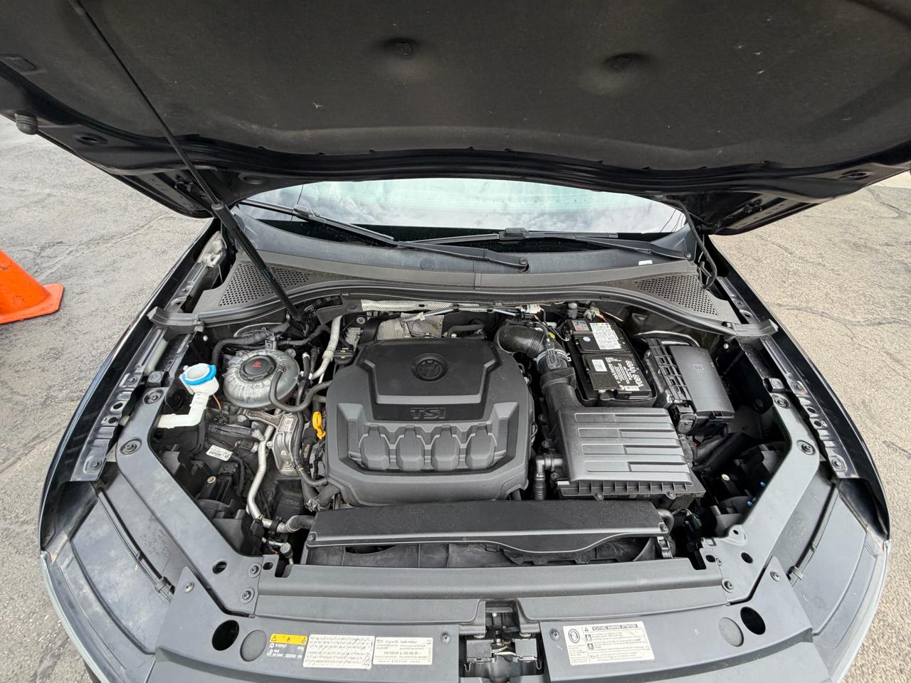 Volkswagen Tiguan 2.0T SEL 4MOTION 2018