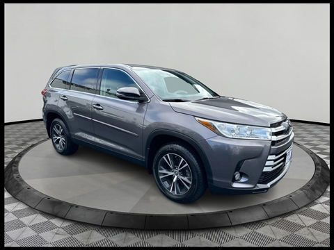 2019 Toyota Highlander LE Plus V6 AWD (Natl)