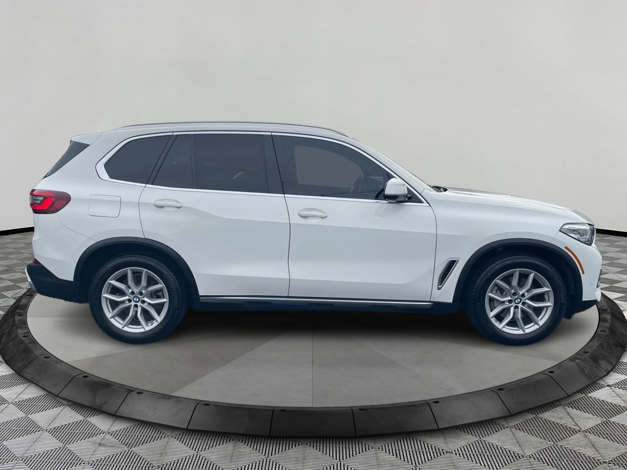BMW X5 xDrive40i Sports Activity Vehicle 2020