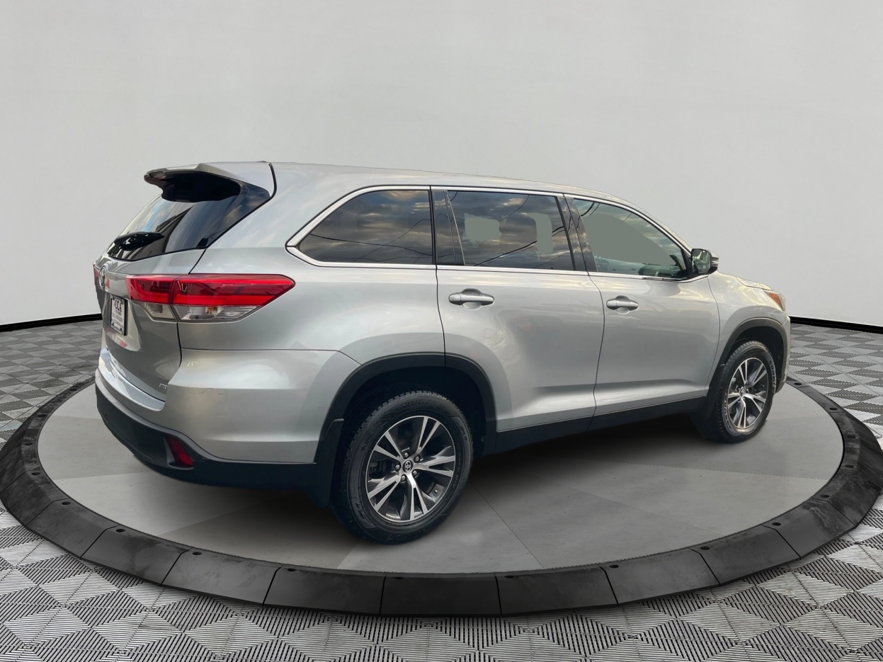 Toyota Highlander  2019
