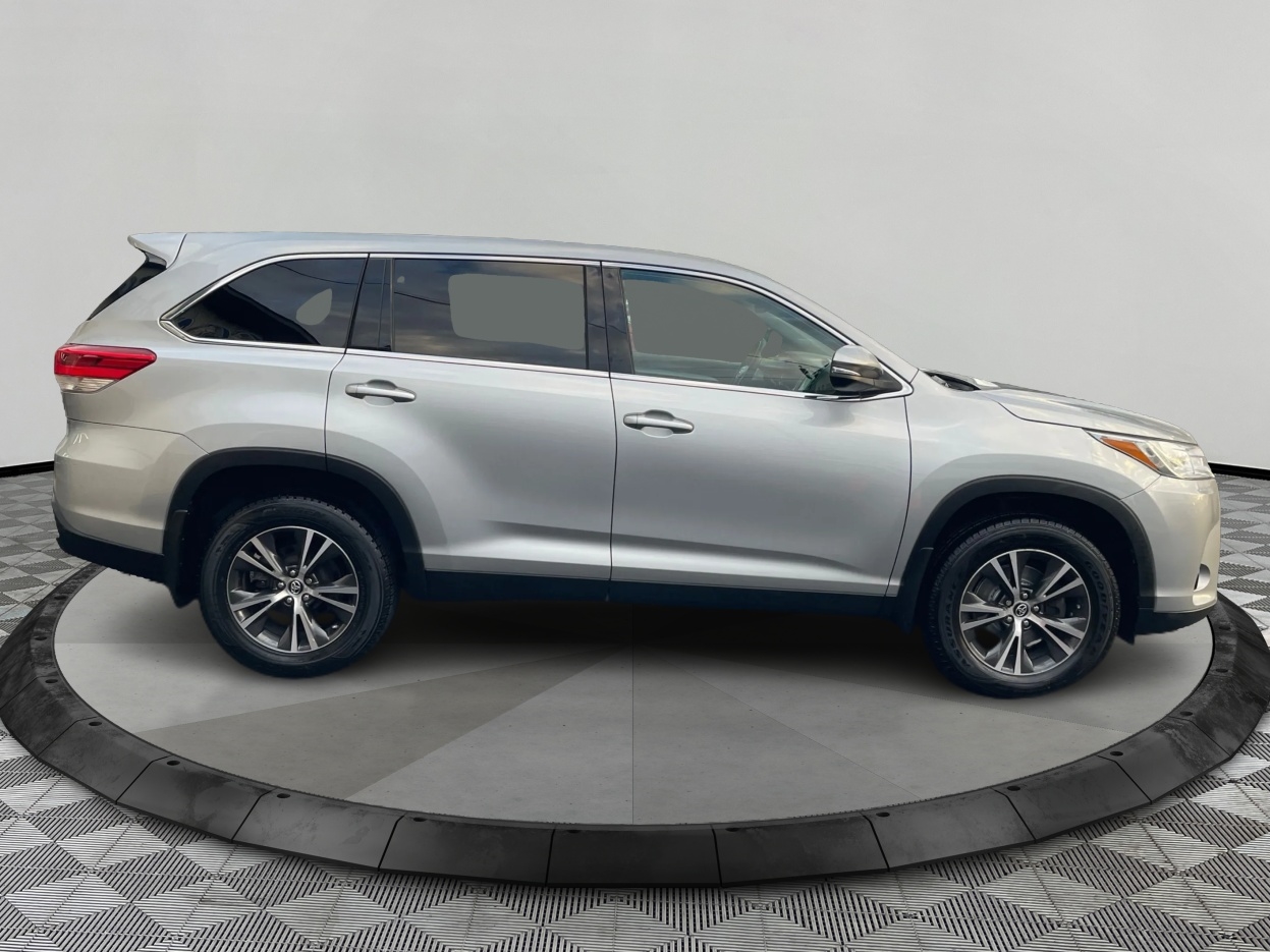 Toyota Highlander  2019