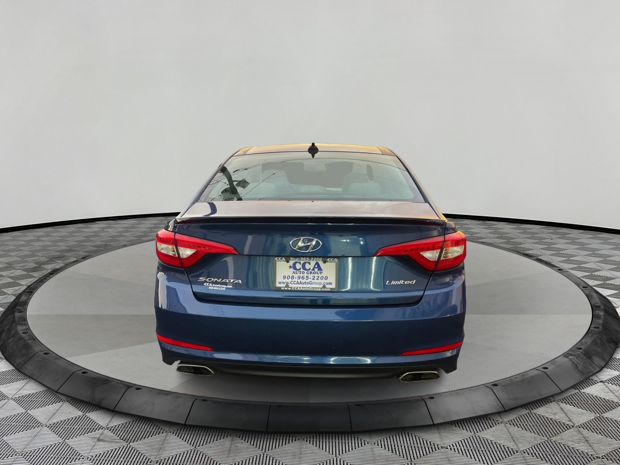 Hyundai Sonata 4dr Sdn 2.4L Limited PZEV 2015