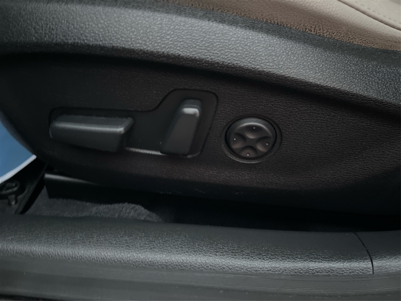 Hyundai Sonata 4dr Sdn 2.4L Limited PZEV 2015