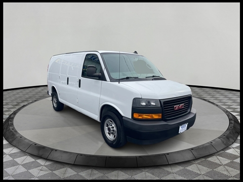 2022 GMC Savana Cargo Van 2500 135"