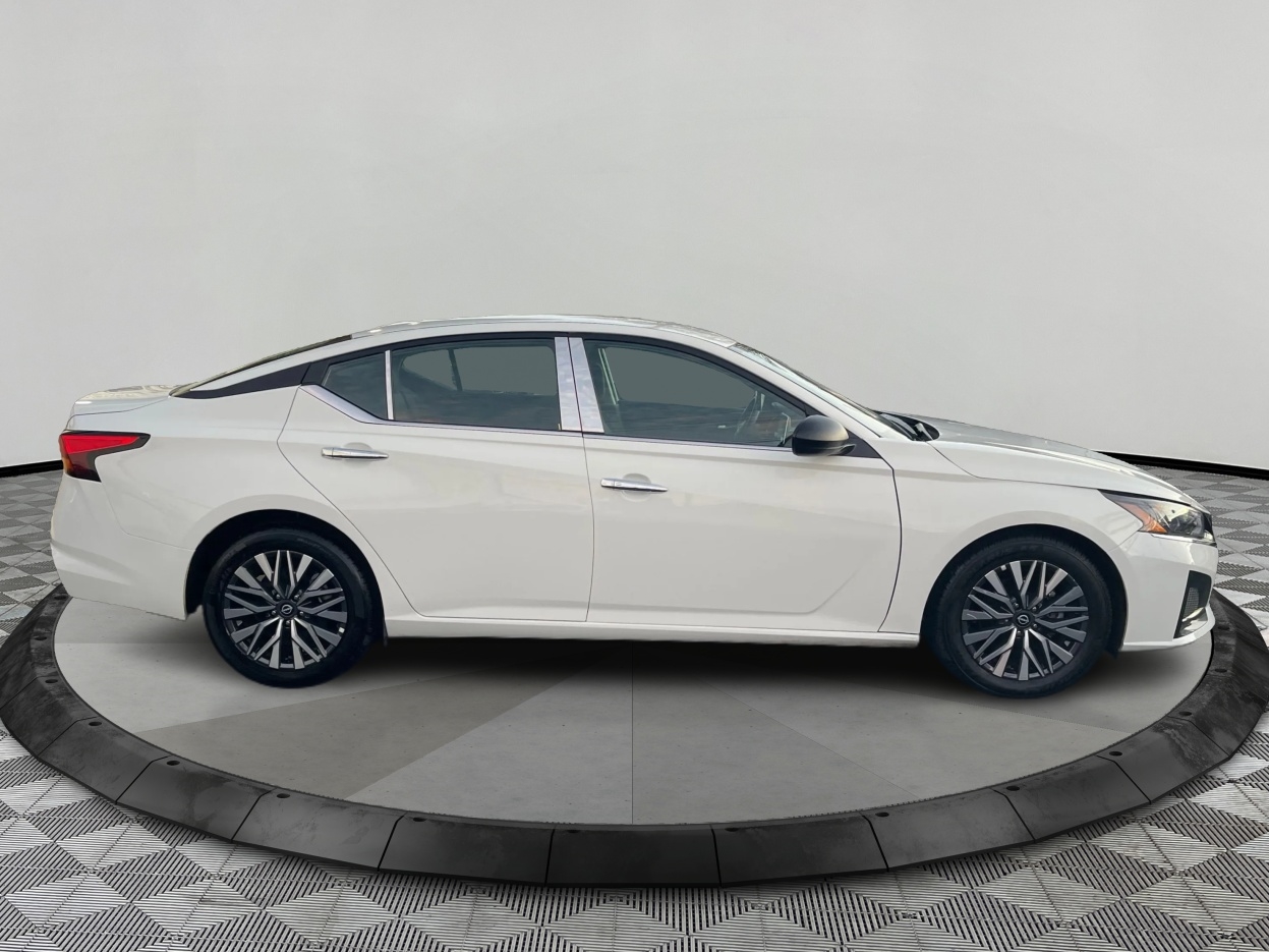 Nissan Altima SV FWD 2025