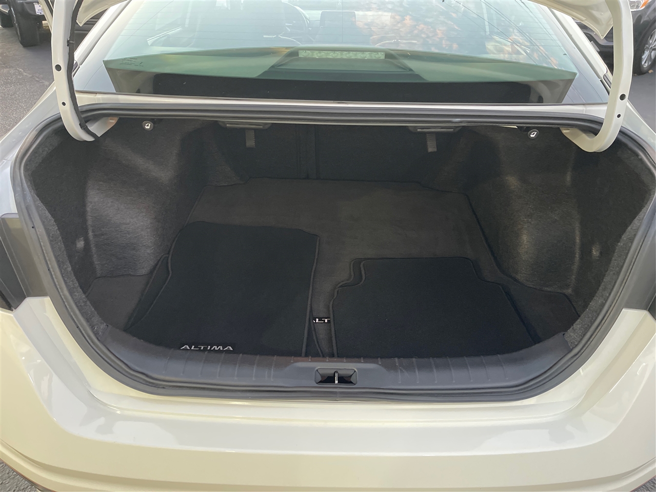 Nissan Altima SV FWD 2025