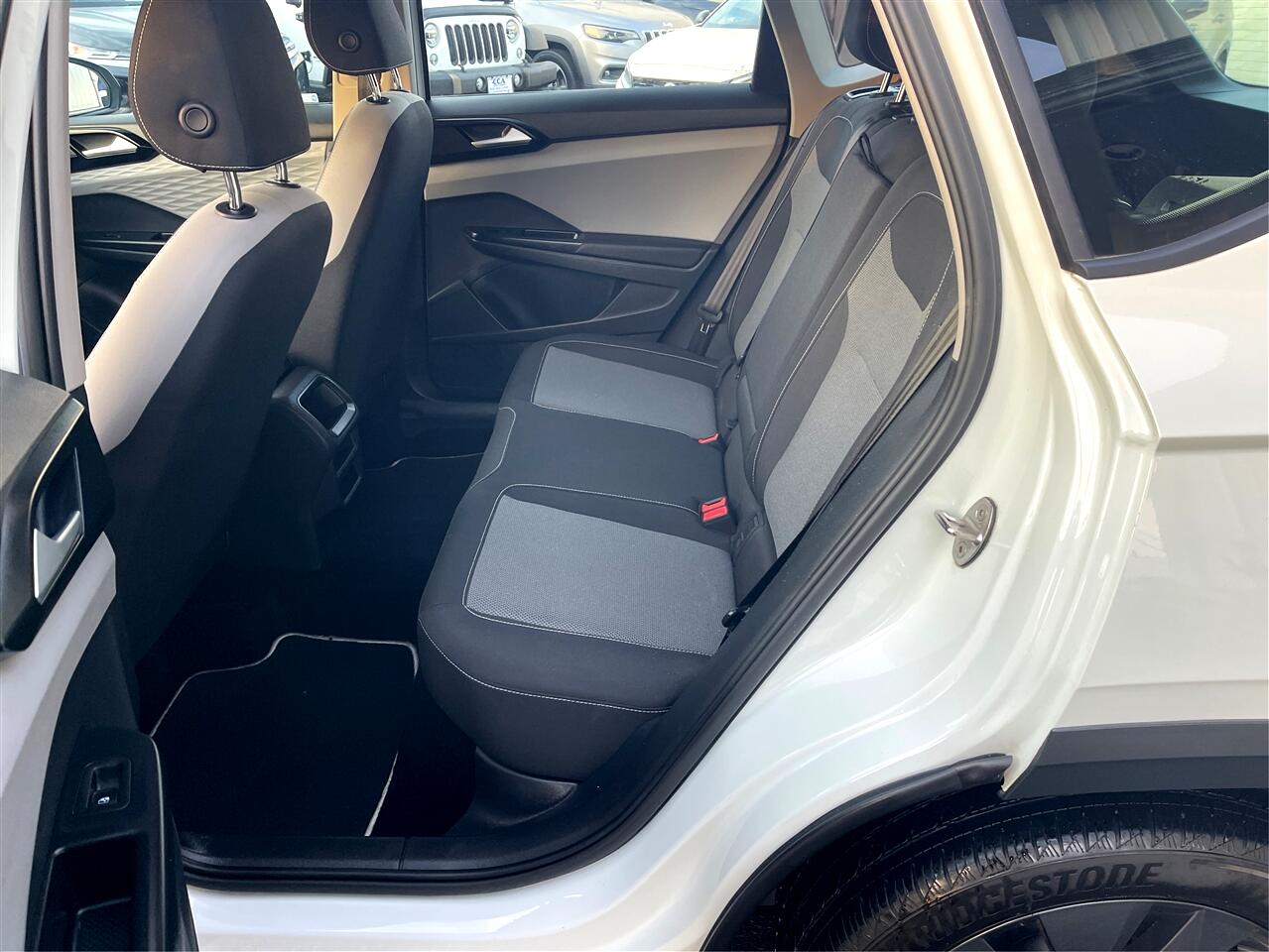 Volkswagen Taos  2022