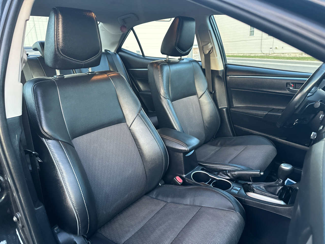 Toyota Corolla  2014