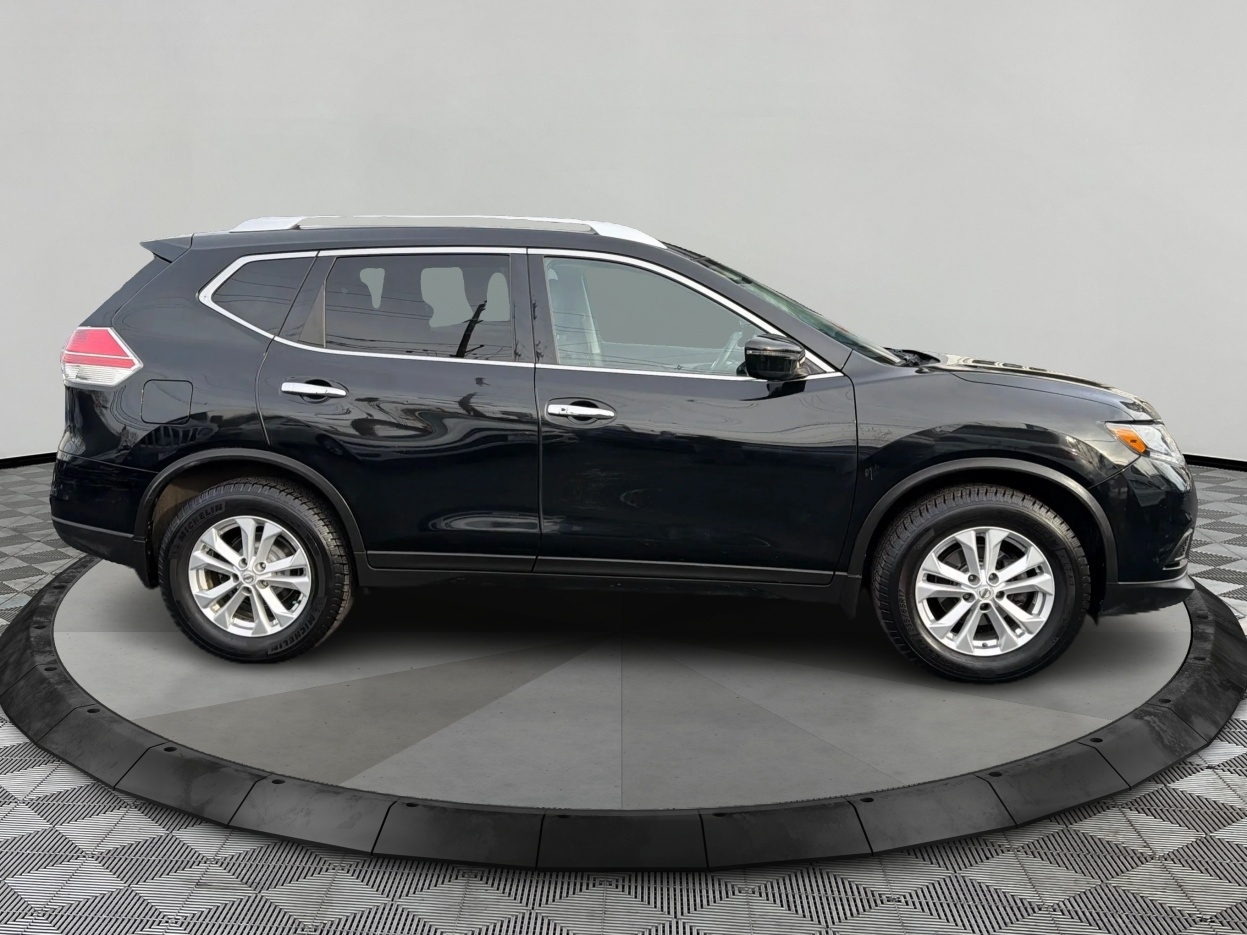 Nissan Rogue AWD 4dr SV 2016