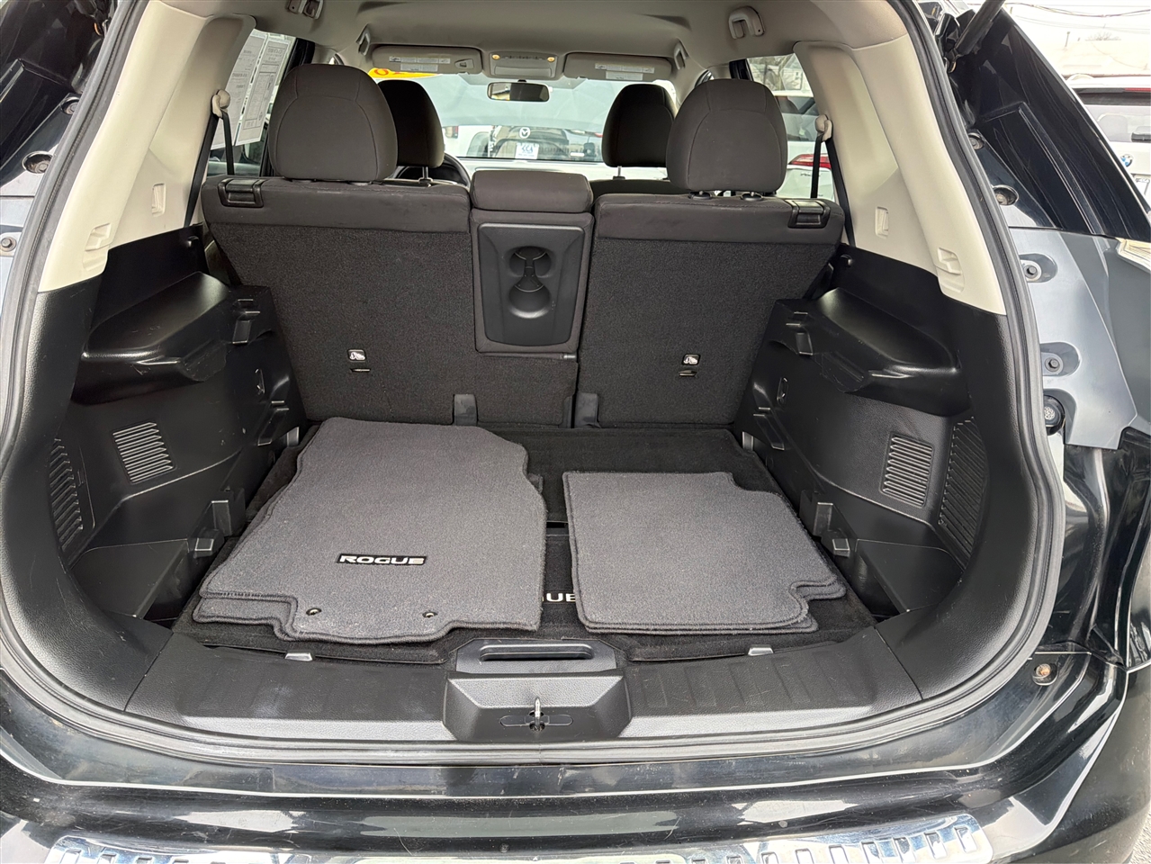 Nissan Rogue AWD 4dr SV 2016