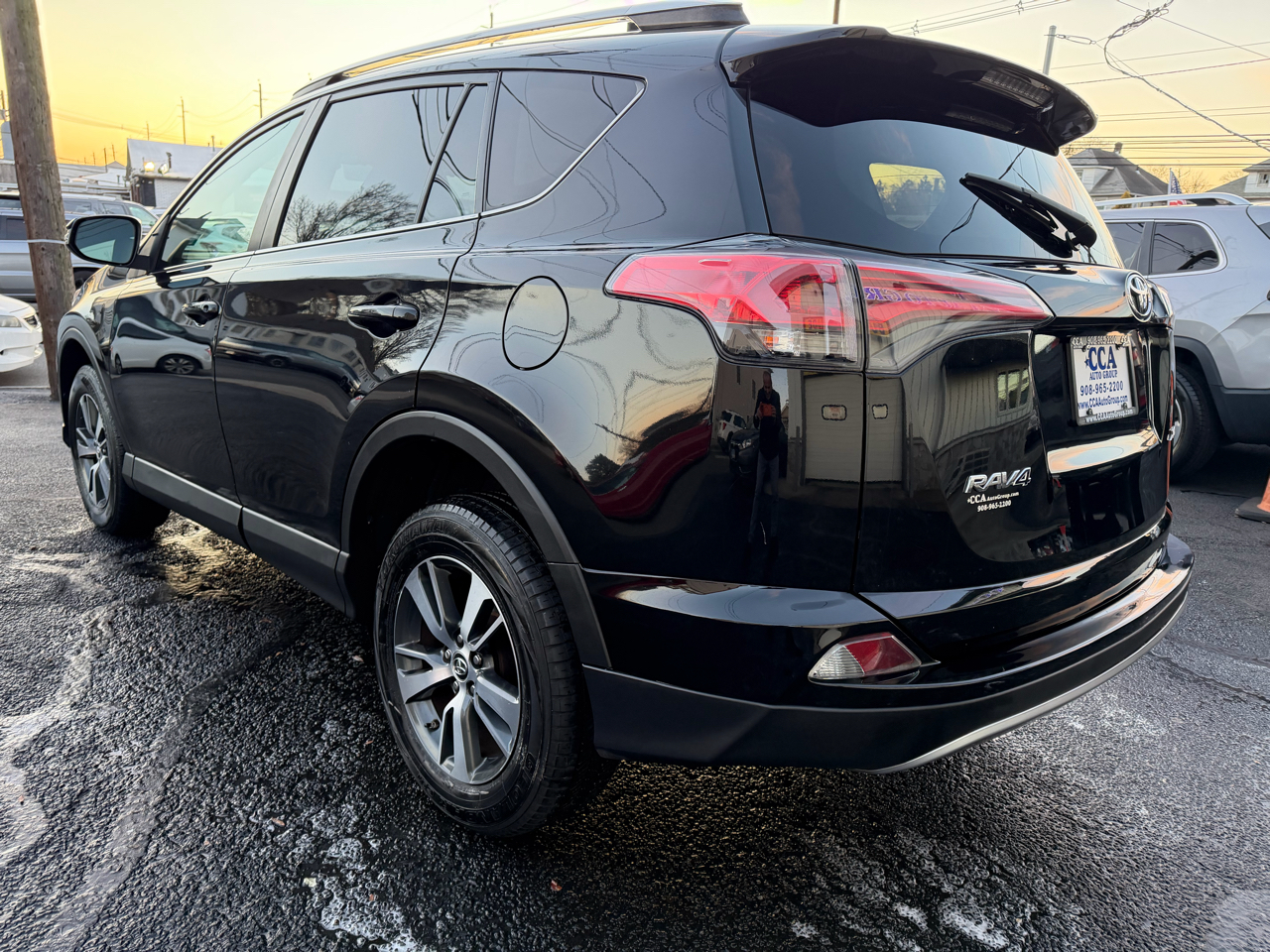 Toyota RAV4 XLE 2018