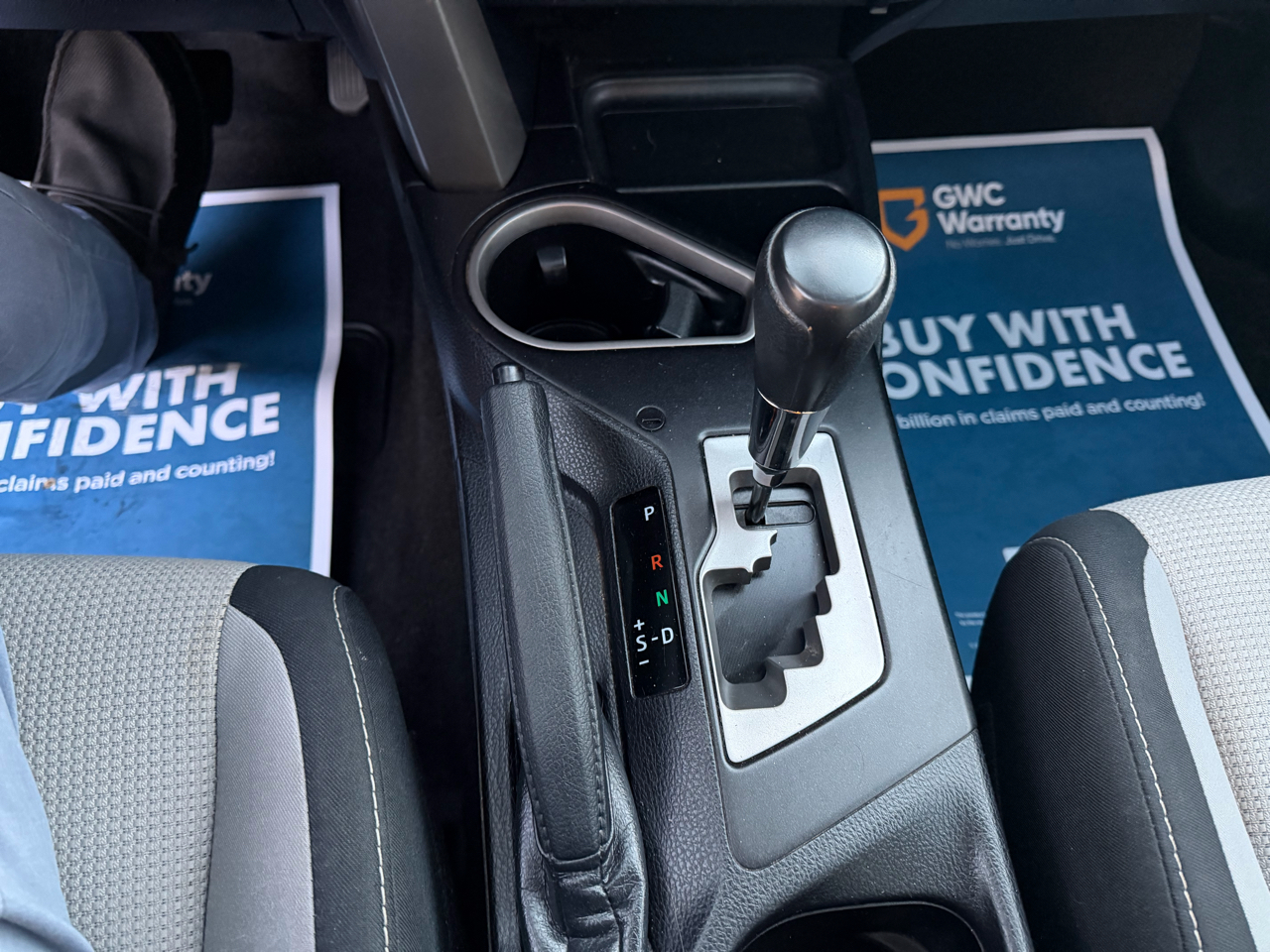 Toyota RAV4 XLE 2018