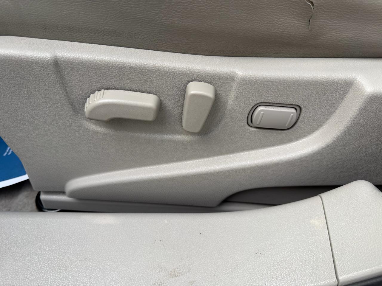 Nissan Rogue AWD 4dr SL 2012