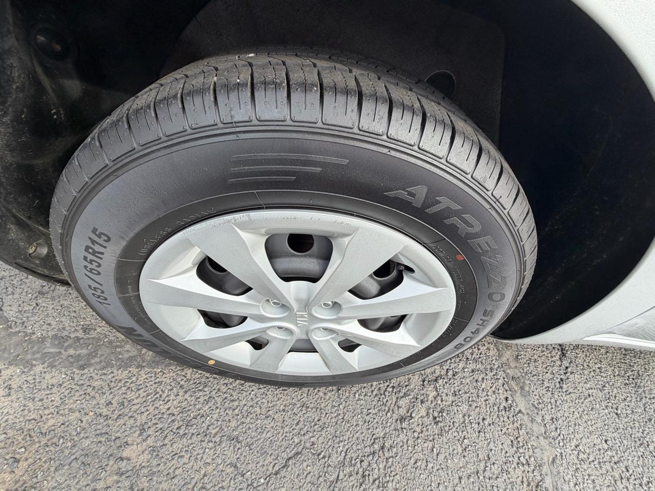 Kia Rio 4dr Sdn Auto LX 2015