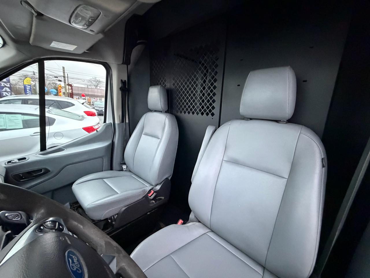 Ford Transit Van T-250 148" Med Rf 9000 GVWR Sliding RH Dr 2019