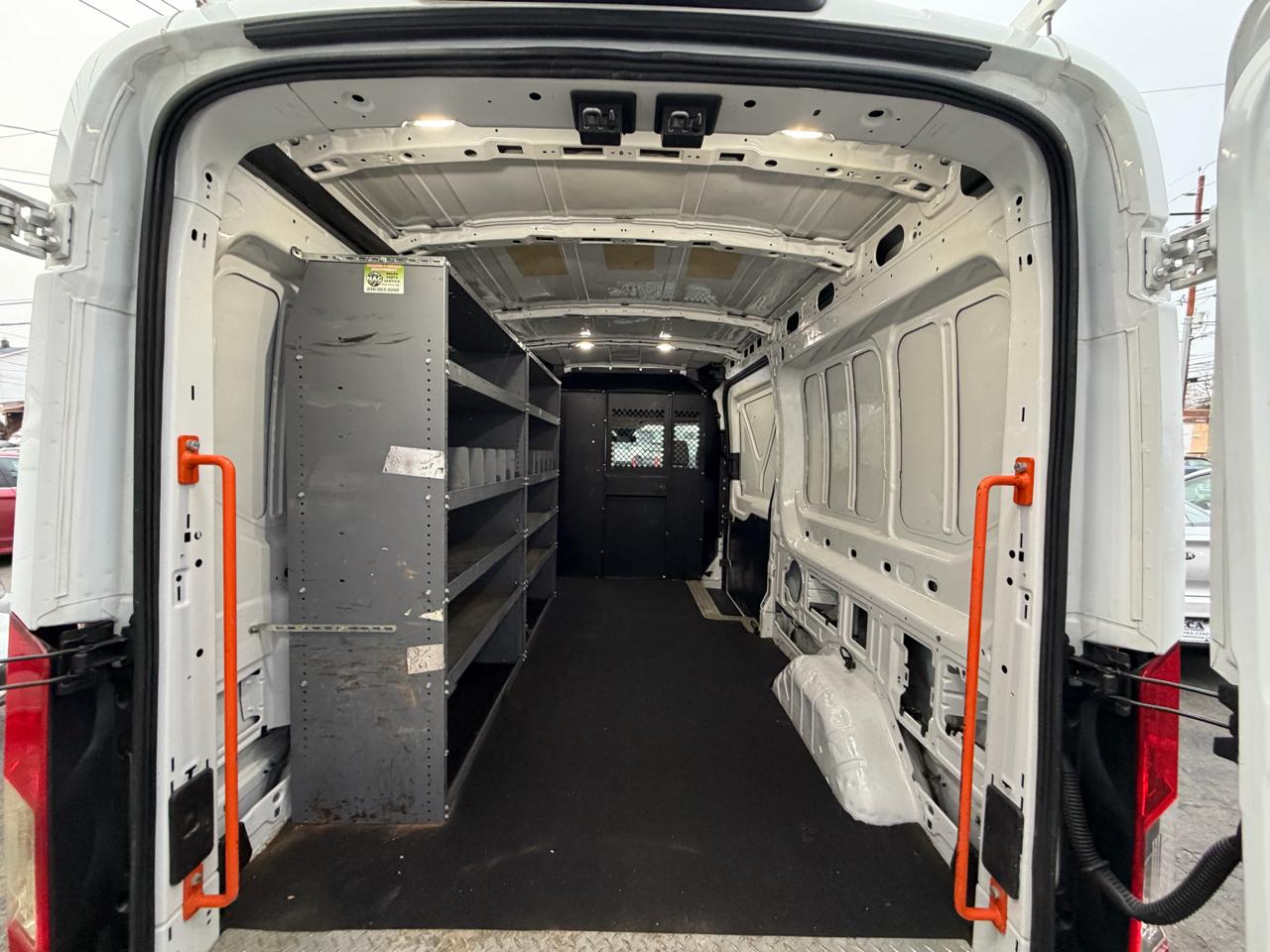 Ford Transit Van T-250 148" Med Rf 9000 GVWR Sliding RH Dr 2019