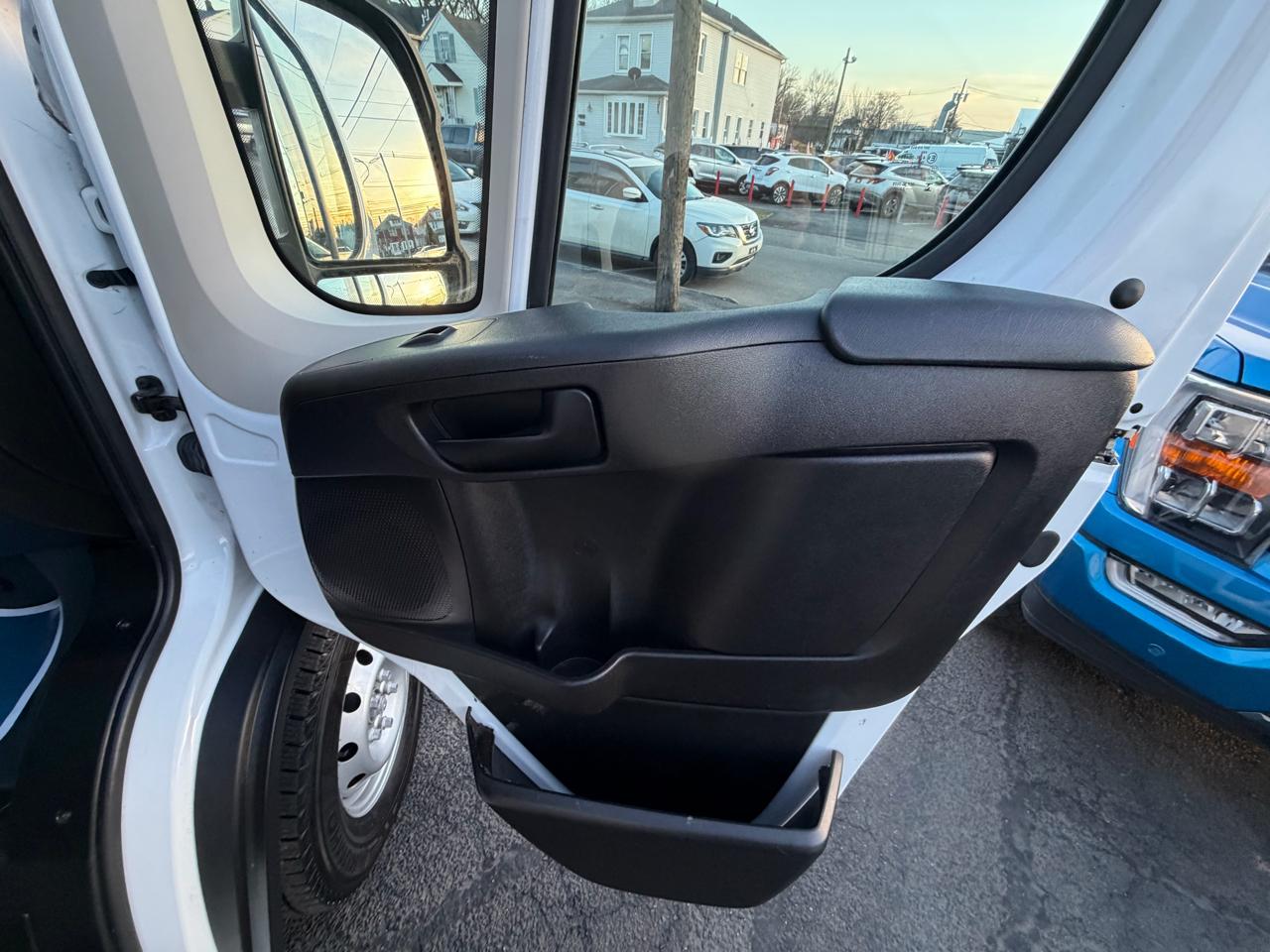 RAM ProMaster Cargo Van 1500 Low Roof 136" WB 2021