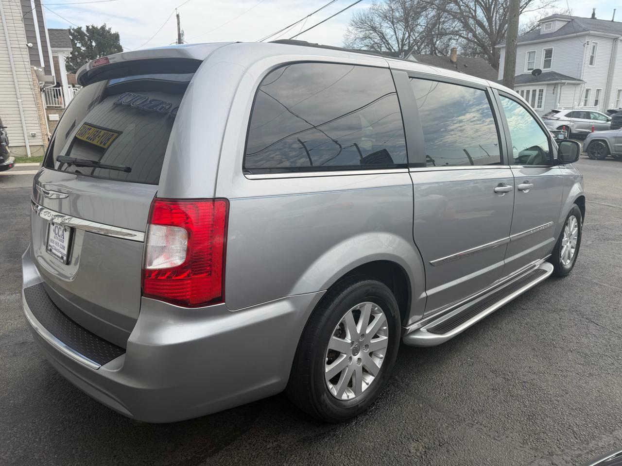 Chrysler Town & Country 4dr Wgn Touring 2016