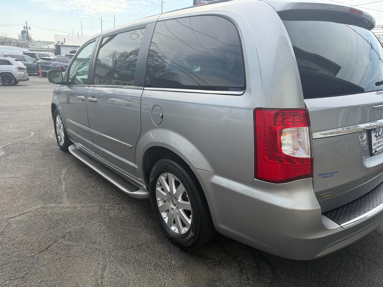 Chrysler Town & Country 4dr Wgn Touring 2016