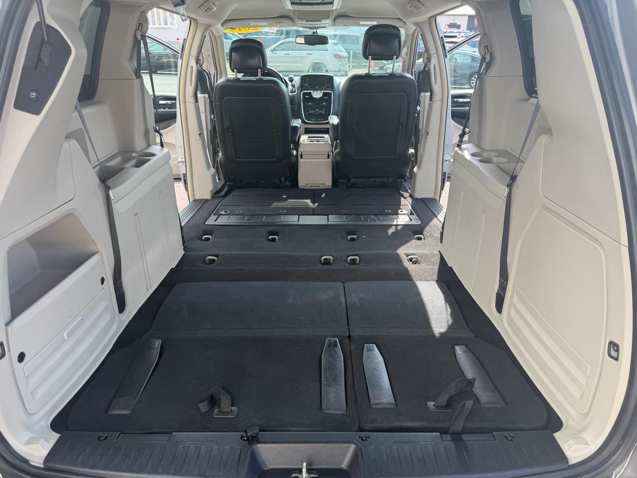 Chrysler Town & Country 4dr Wgn Touring 2016