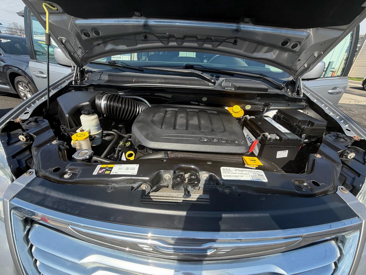 Chrysler Town & Country 4dr Wgn Touring 2016