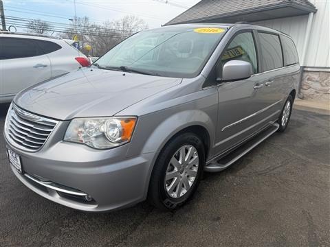2016 Chrysler Town & Country 4dr Wgn Touring