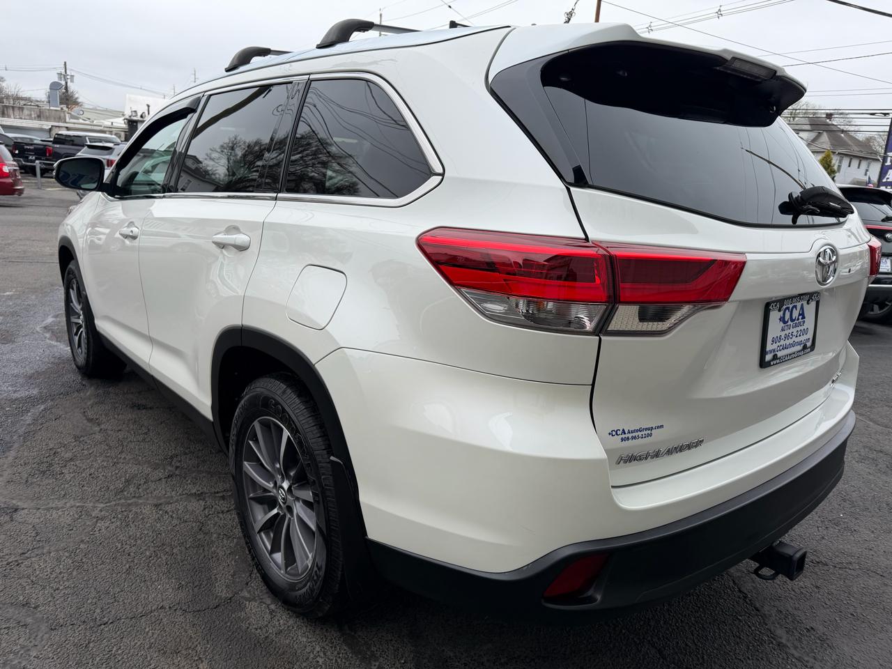Toyota Highlander XLE V6 AWD (Natl) 2019