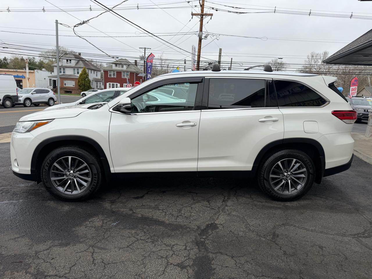 Toyota Highlander XLE V6 AWD (Natl) 2019