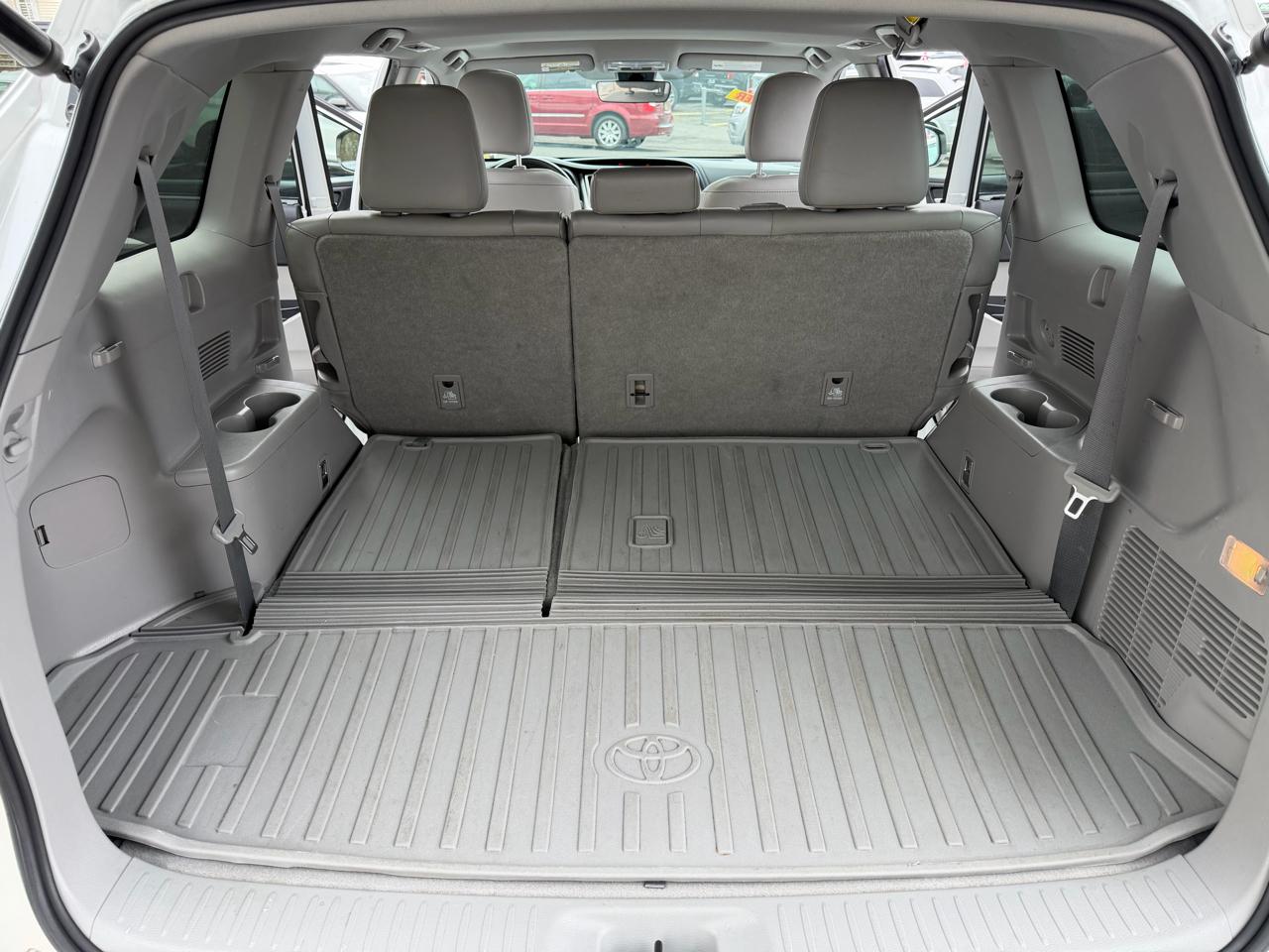 Toyota Highlander XLE V6 AWD (Natl) 2019