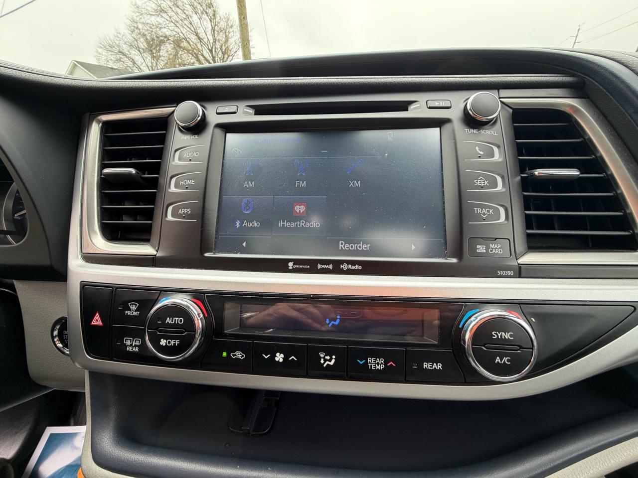 Toyota Highlander XLE V6 AWD (Natl) 2019