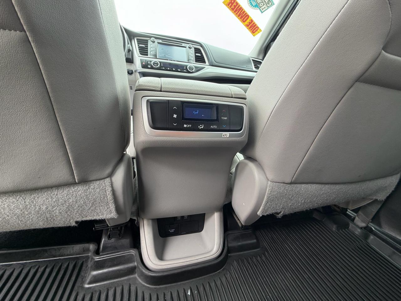 Toyota Highlander XLE V6 AWD (Natl) 2019