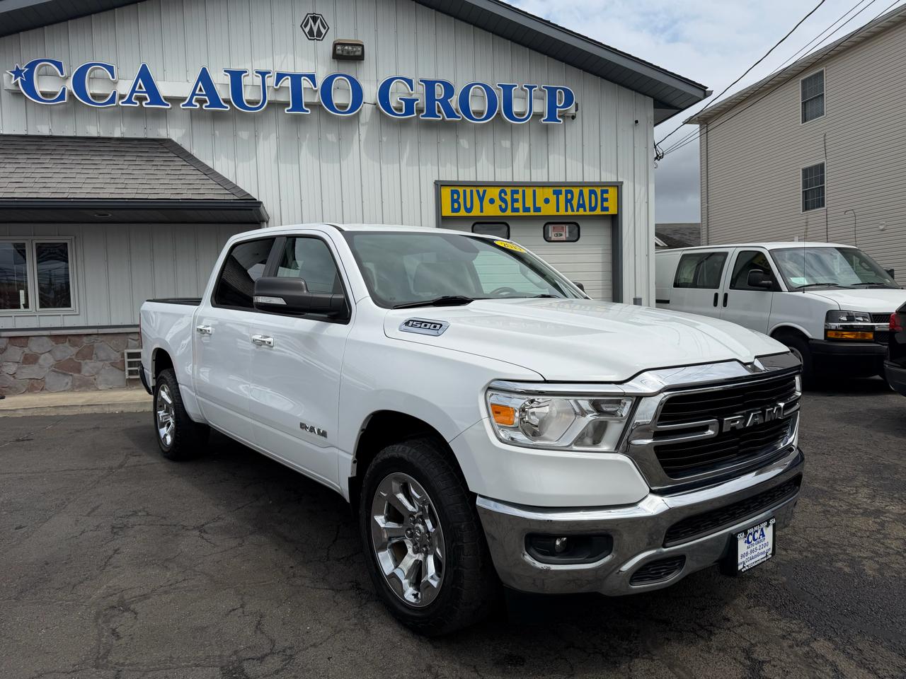 RAM 1500 Big Horn/Lone Star 4x4 Crew Cab 5'7" Box 2019