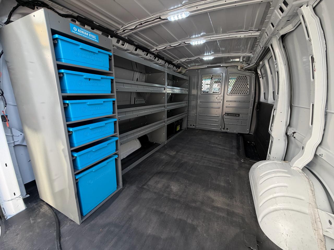 Chevrolet Express Cargo Van RWD 2500 135" 2021