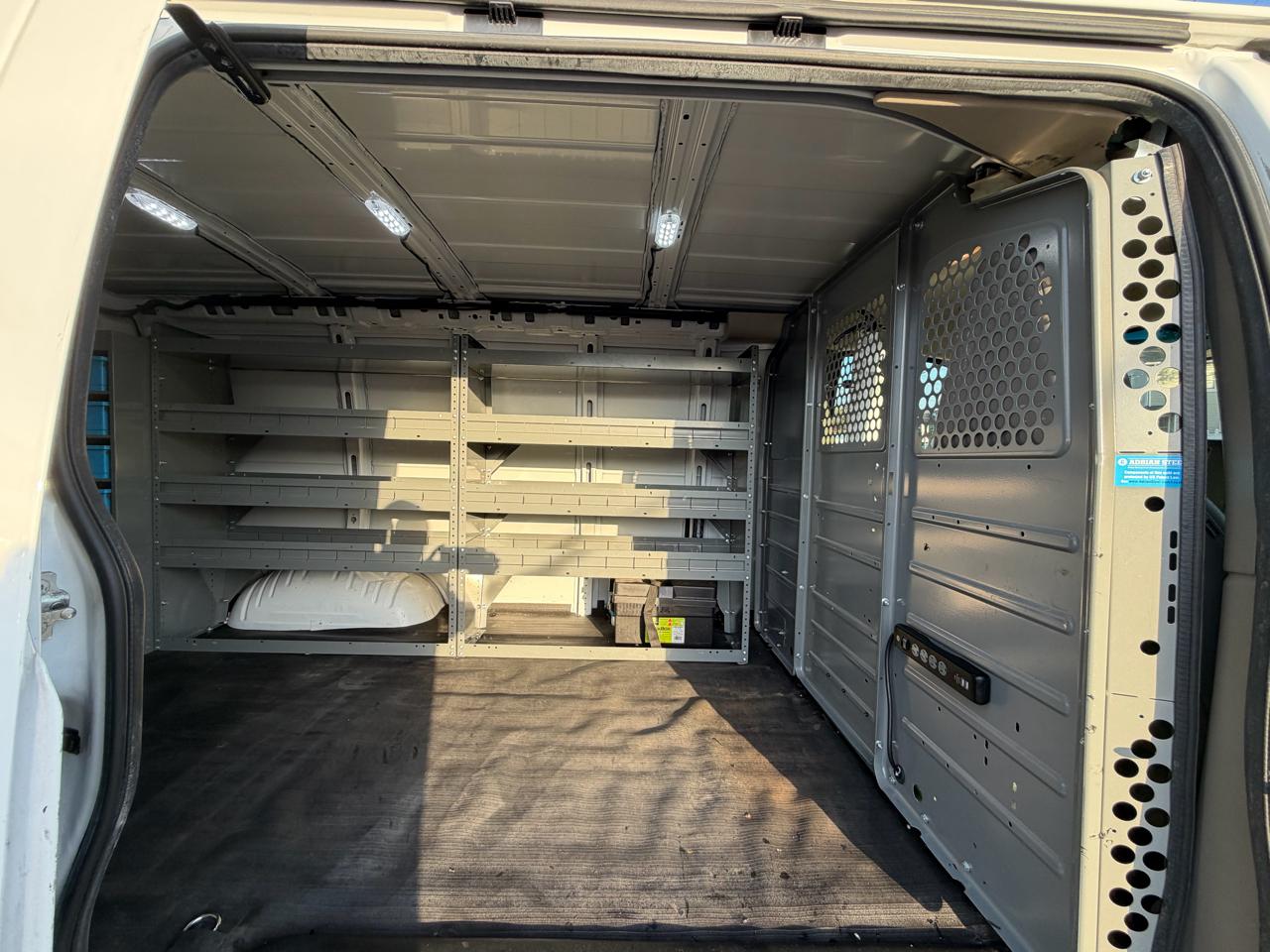 Chevrolet Express Cargo Van RWD 2500 135" 2021