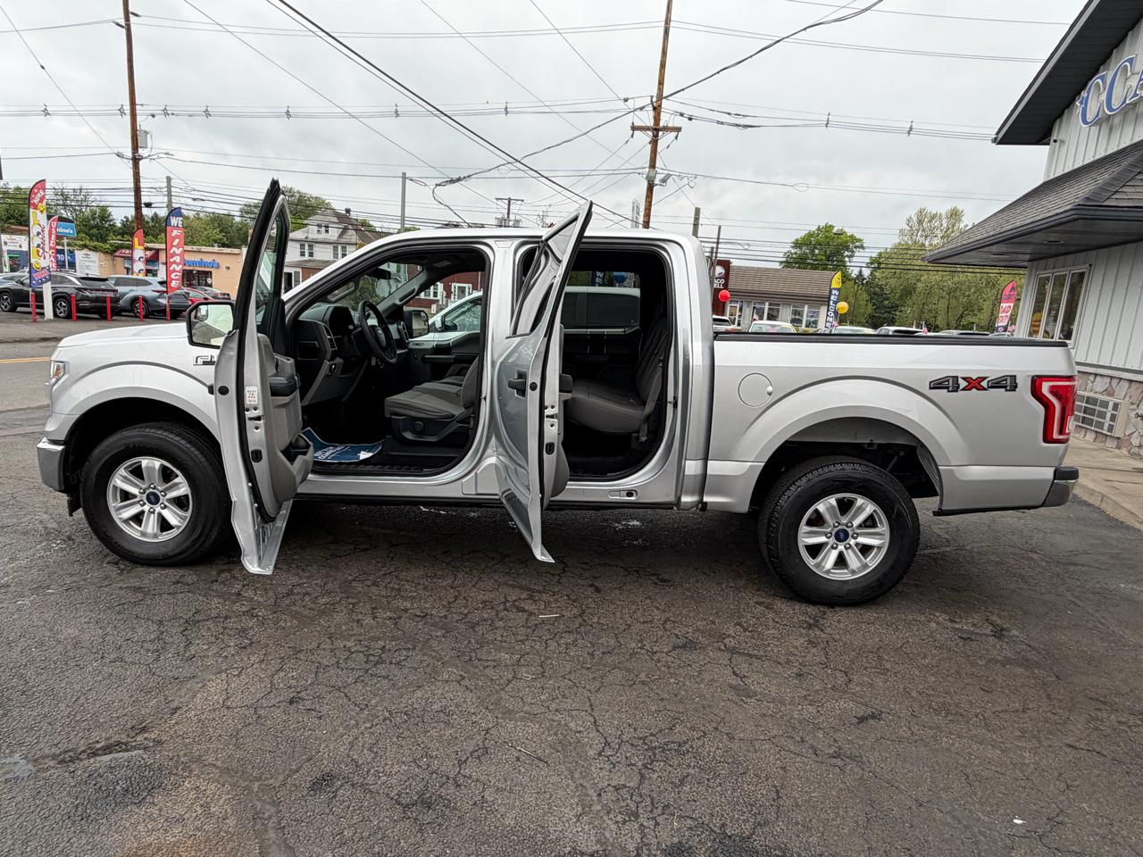 Ford F-150 XLT SuperCrew 5.5-ft. Bed 4WD 2017