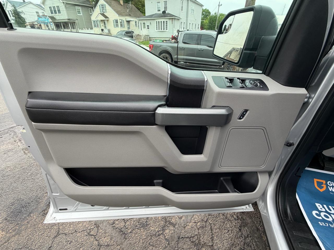 Ford F-150 XLT SuperCrew 5.5-ft. Bed 4WD 2017