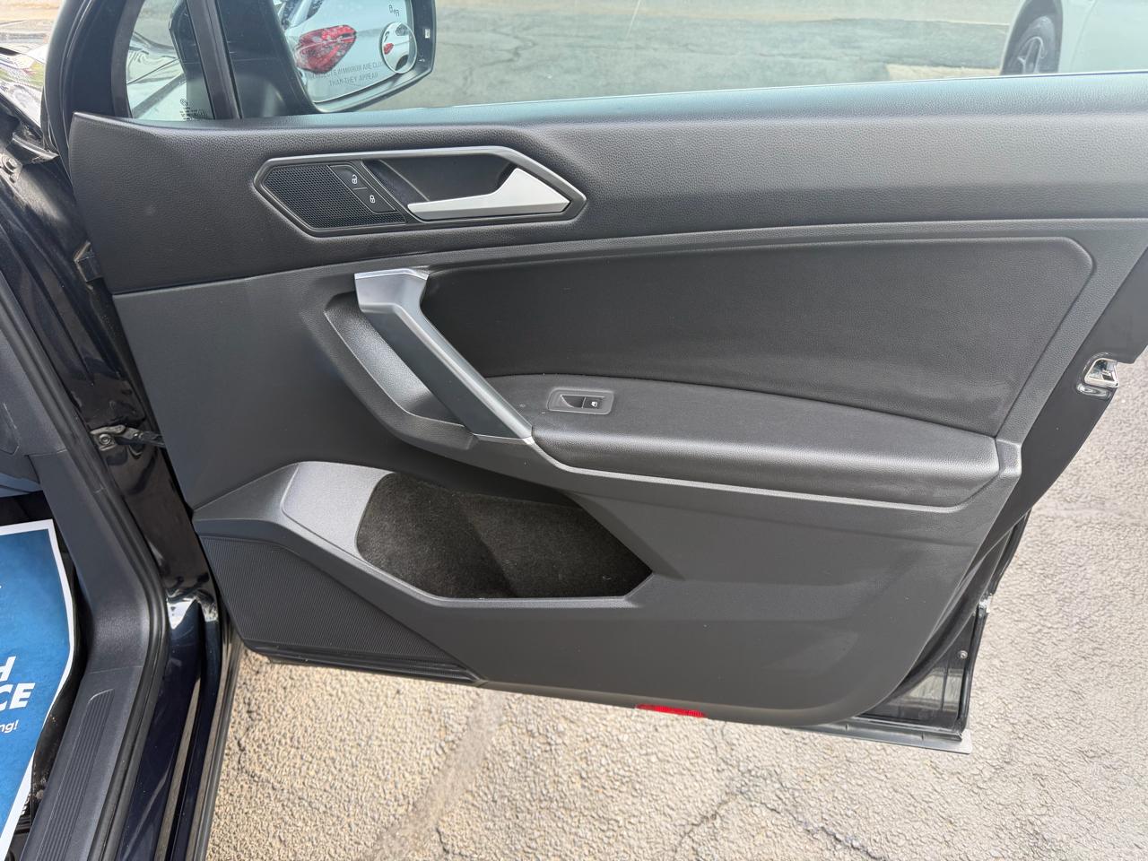 Volkswagen Tiguan 2.0T SEL 4MOTION 2018