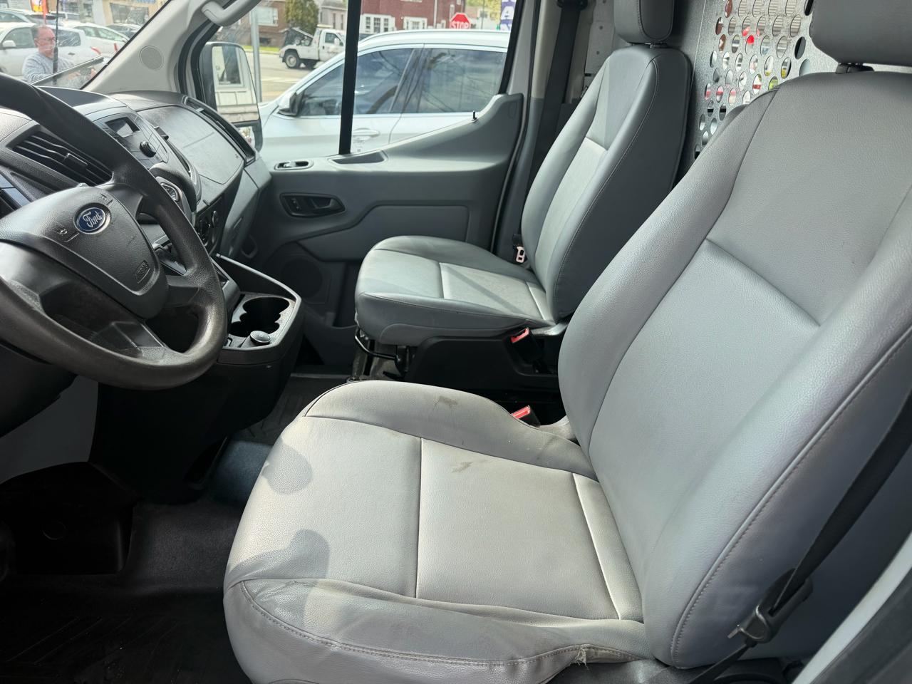 Ford Transit Van T-150 130" Low Rf 8600 GVWR Swing-Out RH Dr 2017