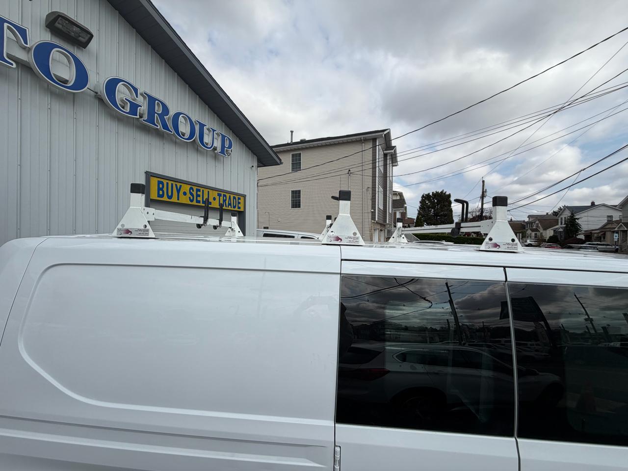 Ford Transit Van T-150 130" Low Rf 8600 GVWR Swing-Out RH Dr 2017