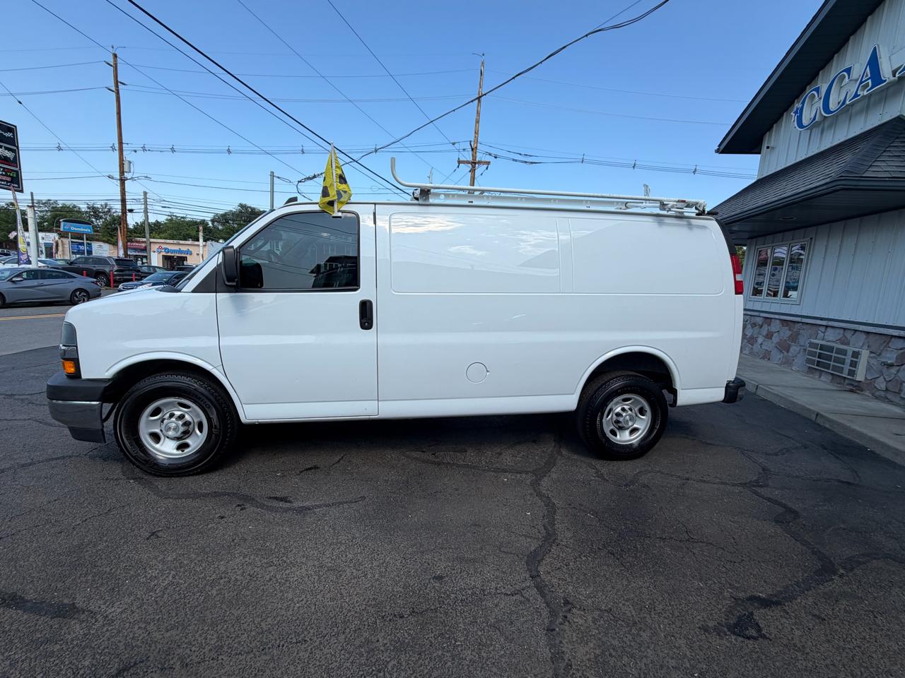Chevrolet Express Cargo Van RWD 2500 135" 2020