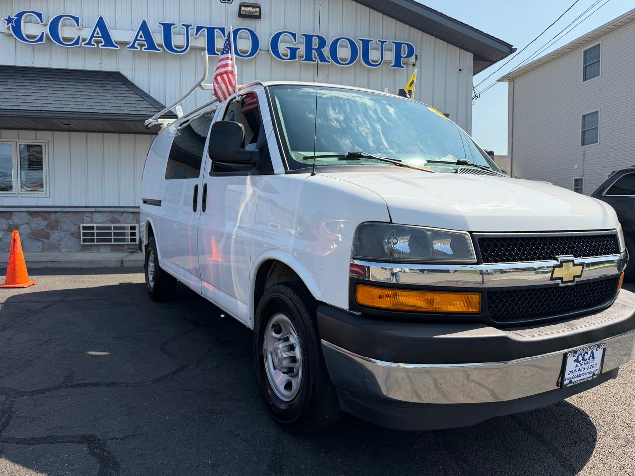 Chevrolet Express Cargo Van RWD 2500 135" 2020
