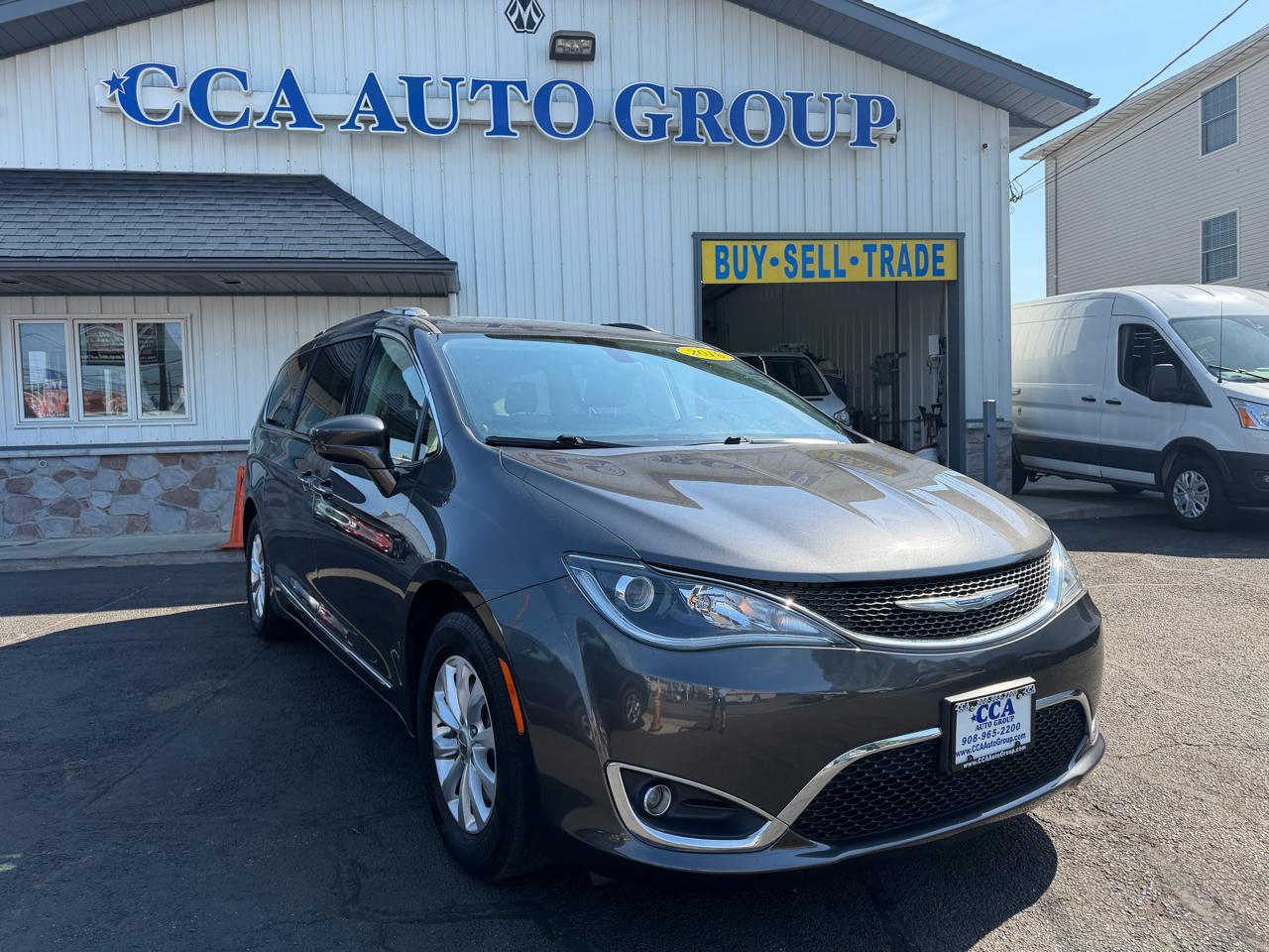 Chrysler Pacifica Touring L FWD 2018