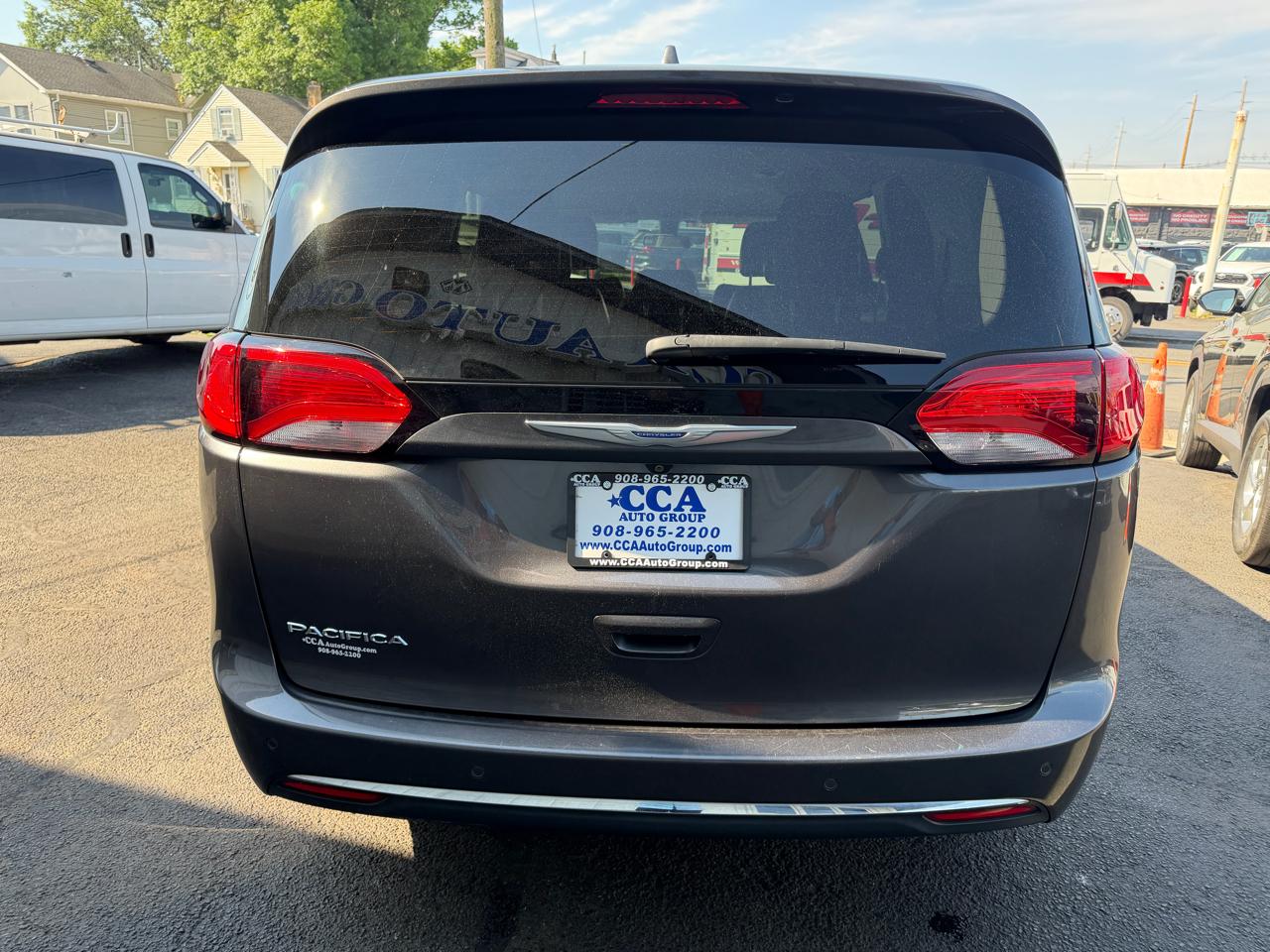 Chrysler Pacifica Touring L FWD 2018